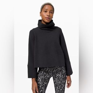 Lululemon Retreat Yourself Pullover